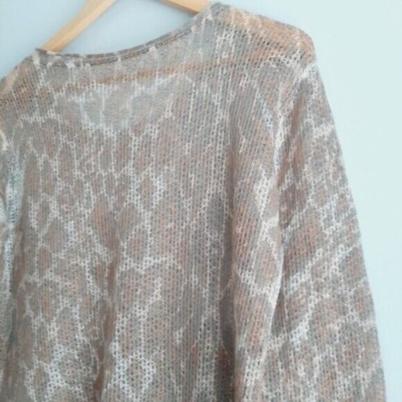 Made in Italy | Leopard Pattern Wool & Mohair Blend Light Top Sz M - Picture 8 of 13